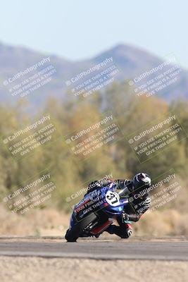 media/Jan-17-2026-CVMA (Sat) [[ab348a895b]]/Race 4-Formula Middleweight/